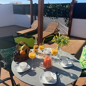 https://casa-fuertearena.in-canary-islands.com